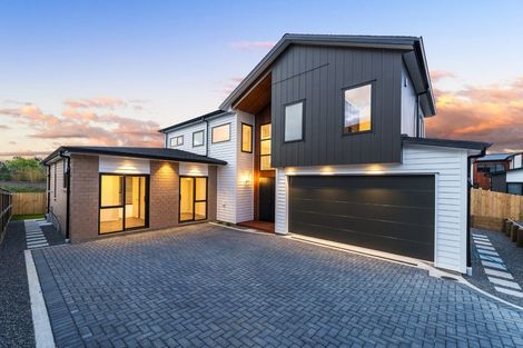 Photo of property in 12 Kiokio Place, Swanson, Auckland, 0614
