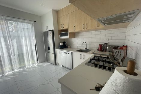 Photo of property in 13b Morton Avenue, Forrest Hill, Auckland, 0620