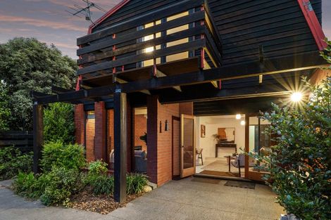 Photo of property in 11b Chevron Place, Ilam, Christchurch, 8041