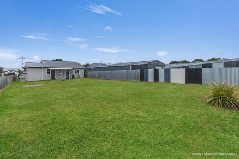 Photo of property in 36 Matai Street, Castlecliff, Whanganui, 4501