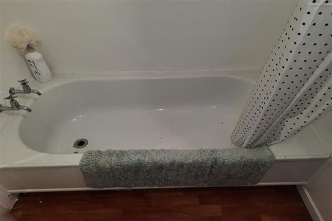 Photo of property in 6/8 Hooker Place, Papatoetoe, Auckland, 2025