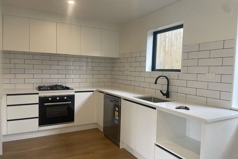 Photo of property in 514c Swanson Road, Ranui, Auckland, 0612