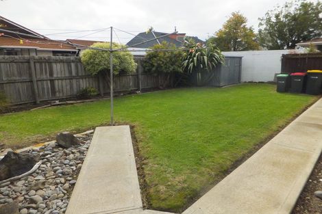 Photo of property in 2/33 Cavendish Road, Casebrook, Christchurch, 8051