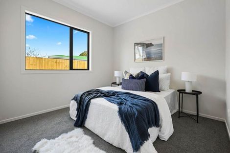 Photo of property in 2/48 Heath Street, Saint Andrews, Hamilton, 3200