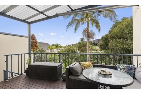 Photo of property in 6/6-8 Pannill Place, Oteha, Auckland, 0632