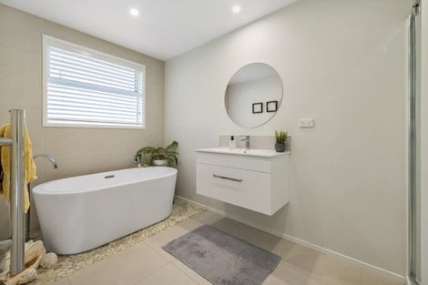 Photo of property in 82a Taniwha Place, Bethlehem, Tauranga, 3176