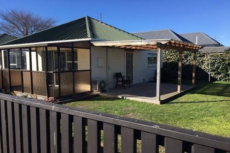 Photo of property in 2/73 Harewood Road, Papanui, Christchurch, 8053