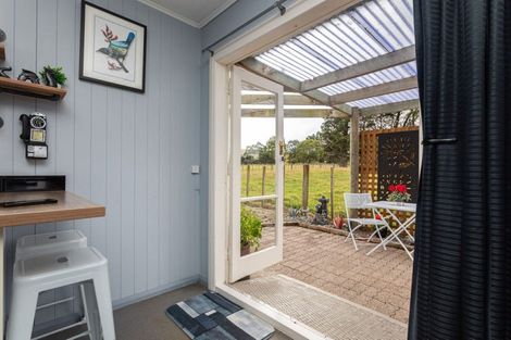 Photo of property in 881 Cowper Road, Dannevirke, 4976