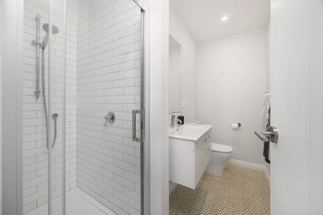 Photo of property in 17b West Avenue, Saint Clair, Dunedin, 9012