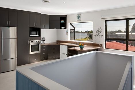 Photo of property in 27 Pio Road, Bowentown, Katikati, 3177