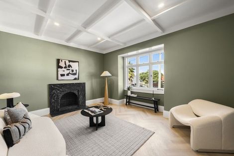 Photo of property in 8 Creamer Avenue, Belmont, Auckland, 0622