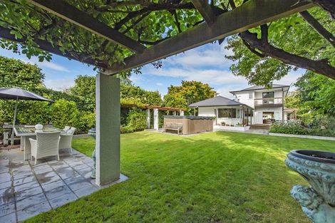 Photo of property in 36 Jacksons Road, Lyttelton, 8082