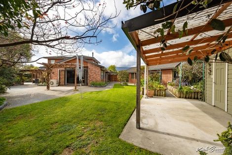 Photo of property in 21 Galveston Grove, Totara Park, Upper Hutt, 5018