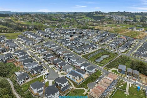 Photo of property in 1 Hing Street, Flat Bush, Auckland, 2019