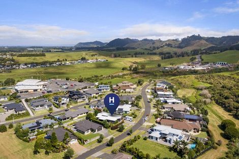 Photo of property in 31 Browns Drive, Waihi Beach, 3611
