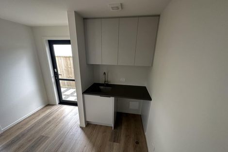 Photo of property in 7/7 Wainuiomata Road, Wainuiomata, Lower Hutt, 5014