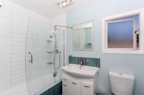 Photo of property in 33 Pembroke Street, Westown, New Plymouth, 4310