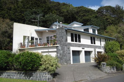 Photo of property in 8 Whatipu Road, Huia, Auckland, 0604