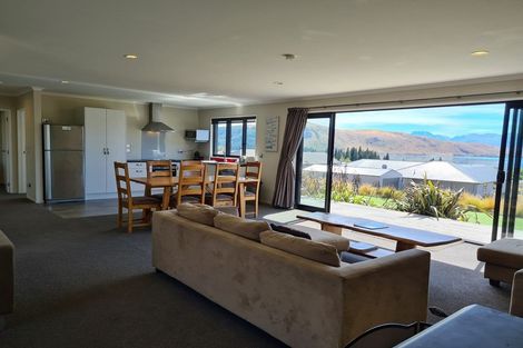 Photo of property in 6 Manning Place, Lake Tekapo, 7999