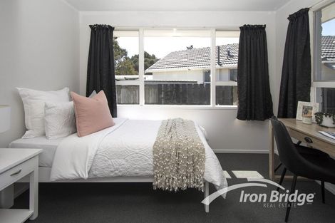 Photo of property in 33 Lamorna Road, Parklands, Christchurch, 8083