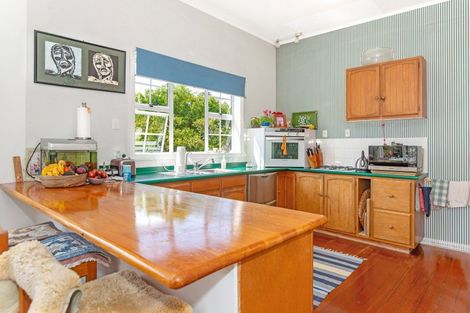 Photo of property in 16 Score Road, Inner Kaiti, Gisborne, 4010