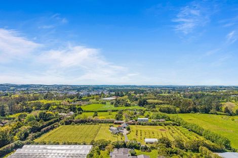 Photo of property in 73 Motu Road, Kumeu, 0891