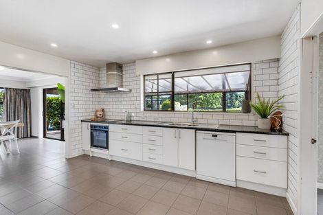 Photo of property in 704 Hawkins Road, Marshland, Christchurch, 8051