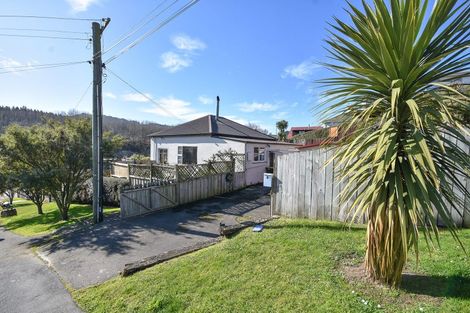 Photo of property in 2 Edinburgh Street, Green Island, Dunedin, 9018