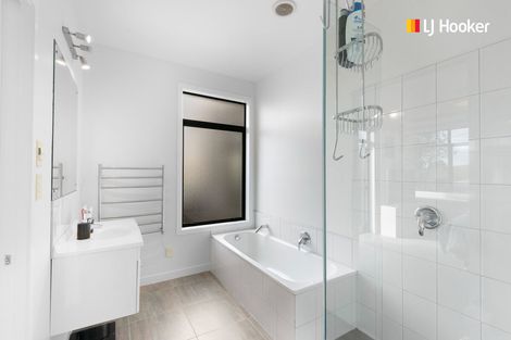 Photo of property in 23 Nore Street, Waihola, Milton, 9073