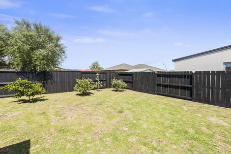 Photo of property in 120 Oriental Parade, Papamoa Beach, Papamoa, 3118