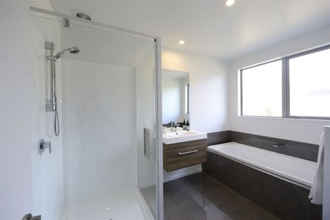 Photo of property in 1 Catchpole Place, Woodend, 7610