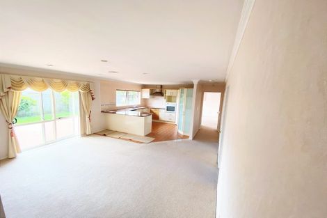 Photo of property in 22 Nuneaton Drive, Flat Bush, Auckland, 2019