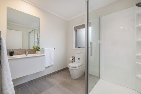 Photo of property in 16a Pine Avenue, Henderson, Auckland, 0612