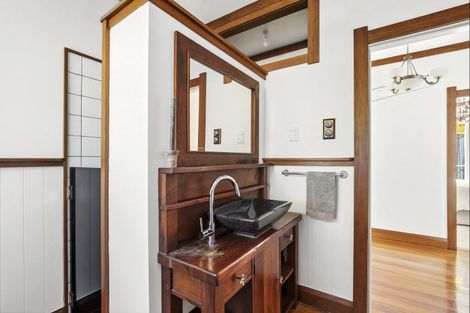 Photo of property in 72 Thornton Road, Cambridge, 3434