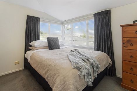 Photo of property in 16a Riverlea Avenue, Pakuranga, Auckland, 2010
