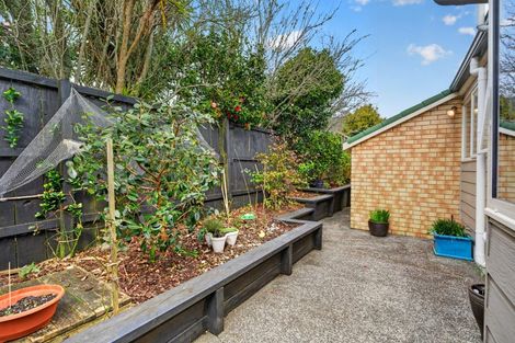 Photo of property in 21a Savoy Road, Glen Eden, Auckland, 0602