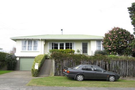 Photo of property in 4 Kingsford Street, Bell Block, New Plymouth, 4312