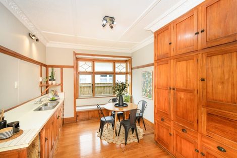 Photo of property in 38 Lyndhurst Street, Takaro, Palmerston North, 4412