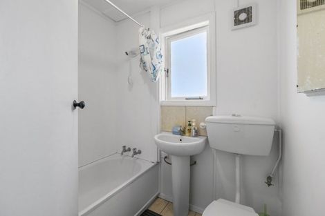 Photo of property in 6 Te Takinga Street, Turangi, 3334