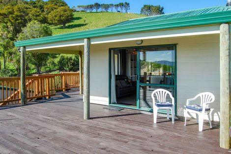 Photo of property in 598a Oneriri Road, Kaiwaka, 0573