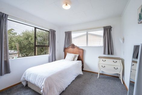 Photo of property in 7a Windlesham Place, Wakefield, 7025