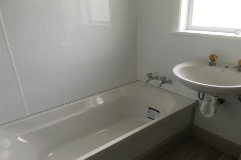 Photo of property in 8-12 Miro Street, Levin, 5510