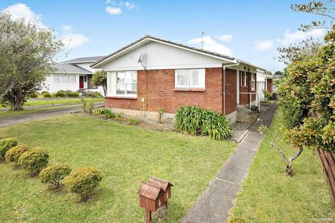 Photo of property in 1/38 Knightsbridge Drive, Forrest Hill, Auckland, 0620
