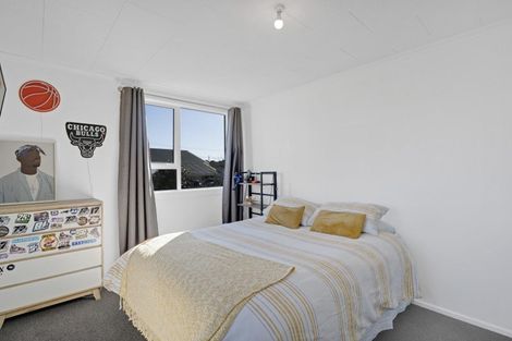Photo of property in 2 Orlando Street, Stratford, 4332