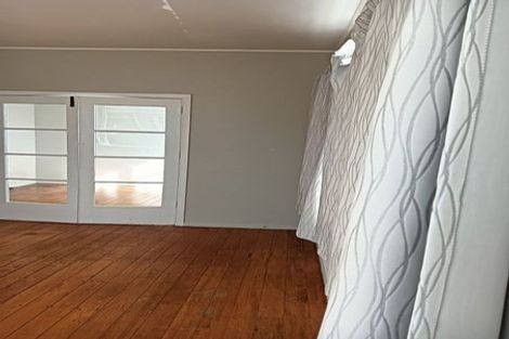 Photo of property in 4 Bertram Grove, Naenae, Lower Hutt, 5011