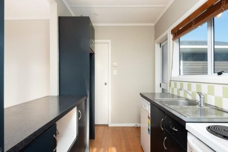 Photo of property in 107 Karewa Parade, Papamoa Beach, Papamoa, 3118
