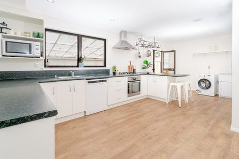 Photo of property in 184 Orangi Kaupapa Road, Northland, Wellington, 6012