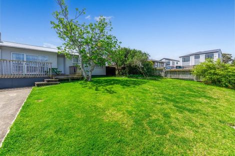 Photo of property in 48 Friesian Drive, Mangere, Auckland, 2022