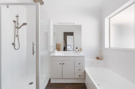 Photo of property in 7 Reef Avenue, Papamoa Beach, Papamoa, 3118