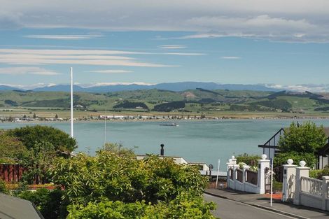 Photo of property in 121 Thompson Road, Bluff Hill, Napier, 4110